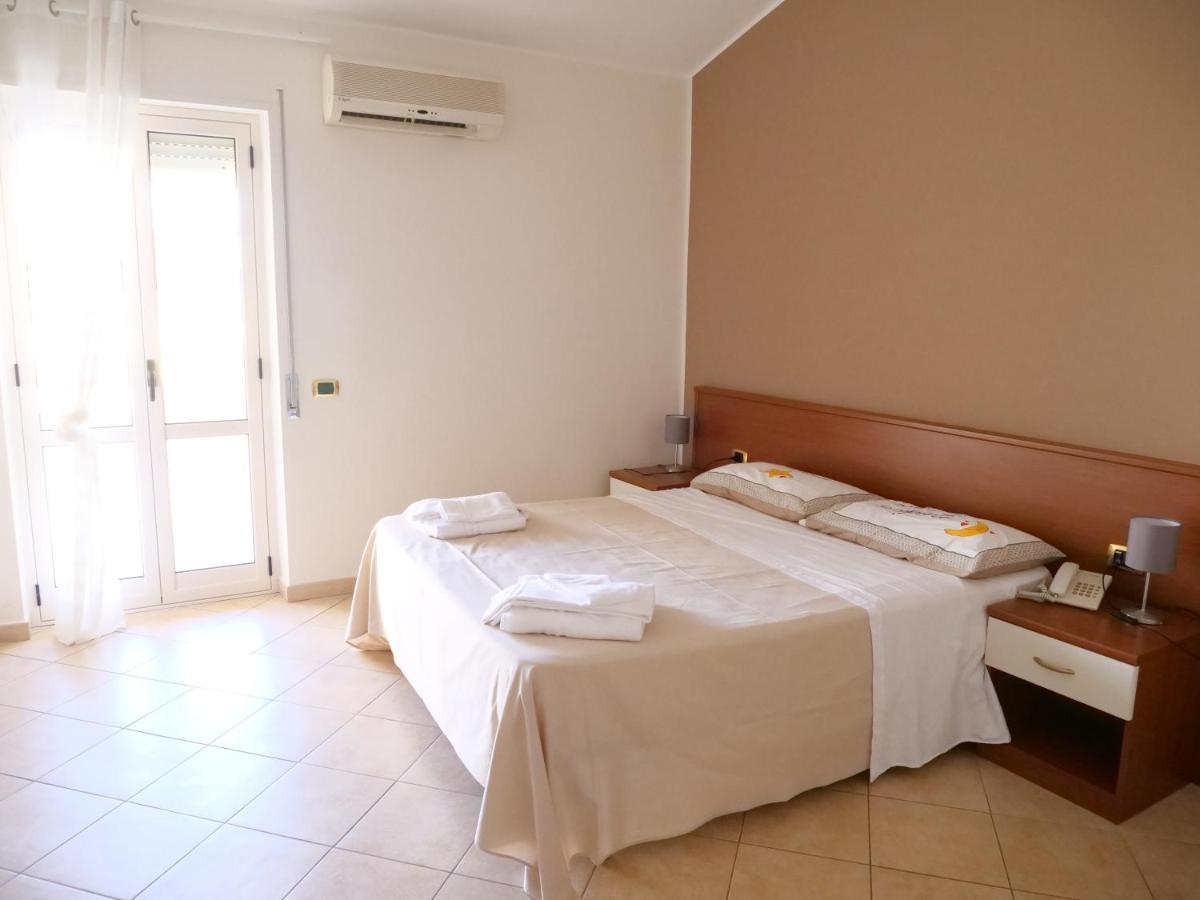 Grand Hostel Calabria Pietrapaola 外观 照片
