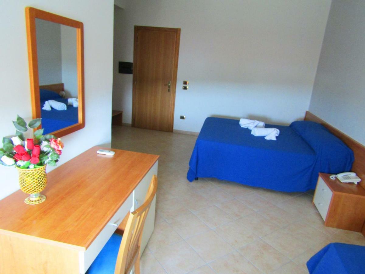 Grand Hostel Calabria Pietrapaola 外观 照片